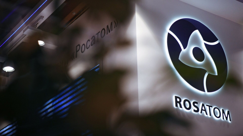 "Росатом" подписал с Вьетнамом "дорожную карту" в области мирного атома