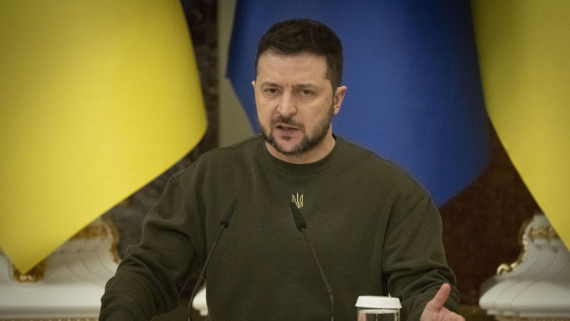 В Раде назвали сделку с США по ископаемым продажей Украины Зеленским